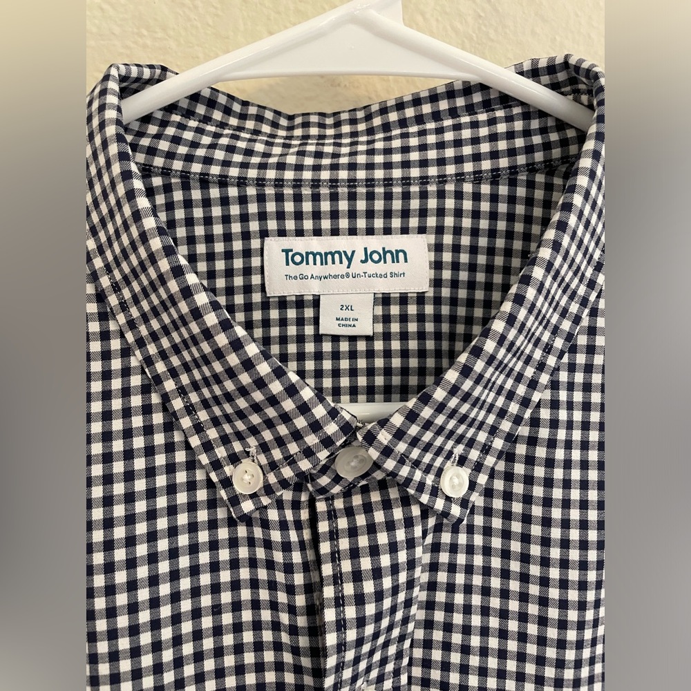 Tommy John Go Anywhere Un-Tucked Shirt XXL